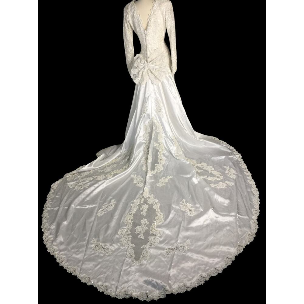 Vintage Wedding Gown Beaded Detachable Train Size 14 Headpiece - Picture 9 of 11